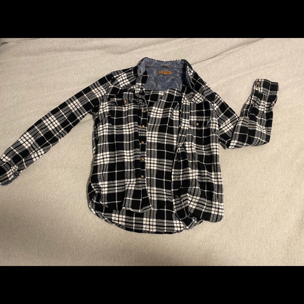 Black and white flannel !
